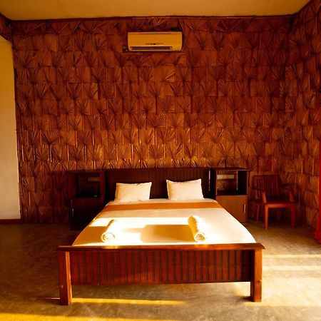 Hotel Rise & Set Arugam Bay Exterior foto