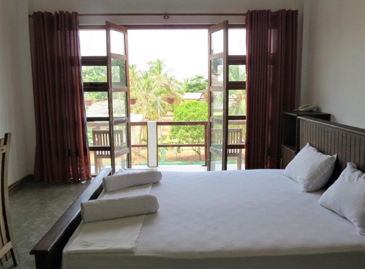 Hotel Rise & Set Arugam Bay Exterior foto