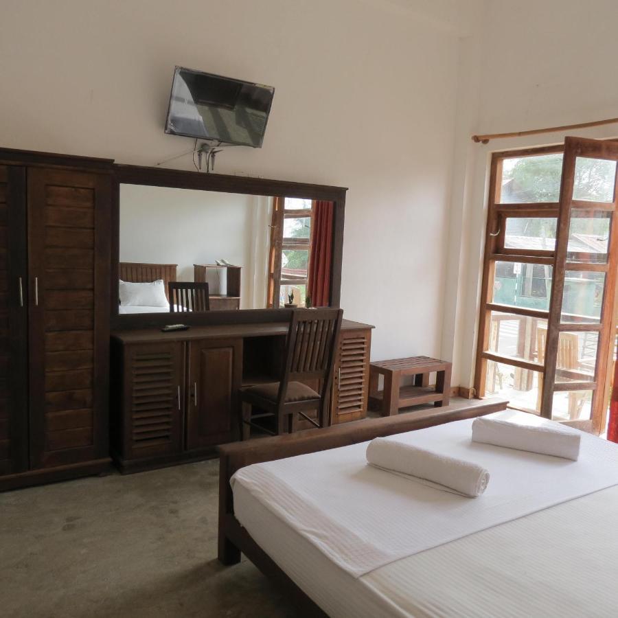 Hotel Rise & Set Arugam Bay Exterior foto