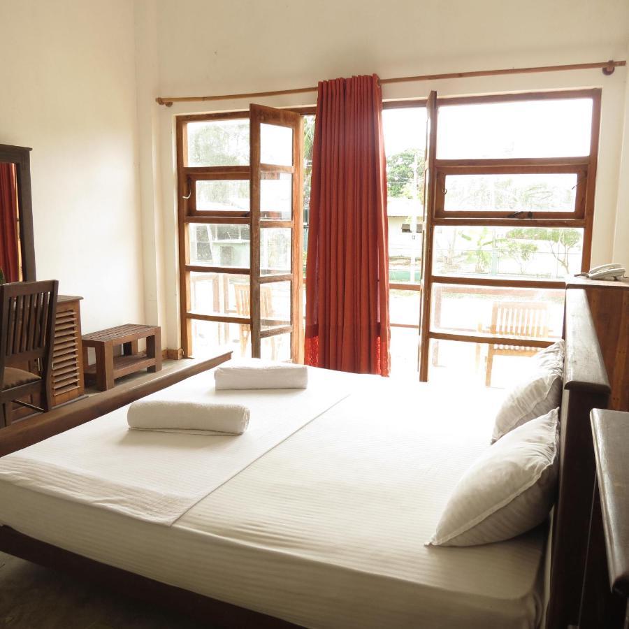 Hotel Rise & Set Arugam Bay Exterior foto